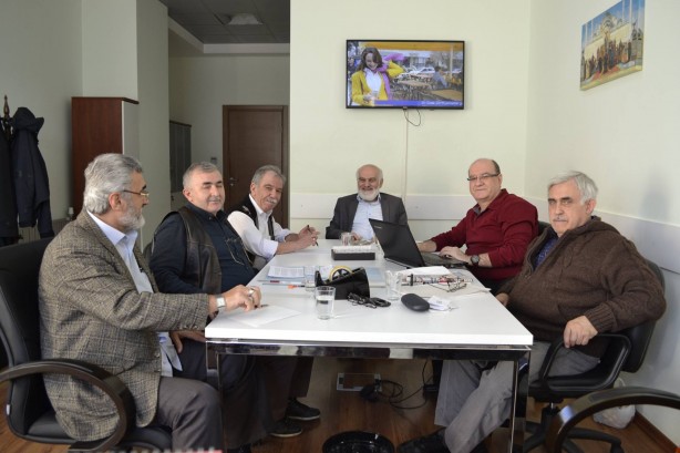 Foto - Fotoğraf ve hatıralarıyla Hasan Karakaya