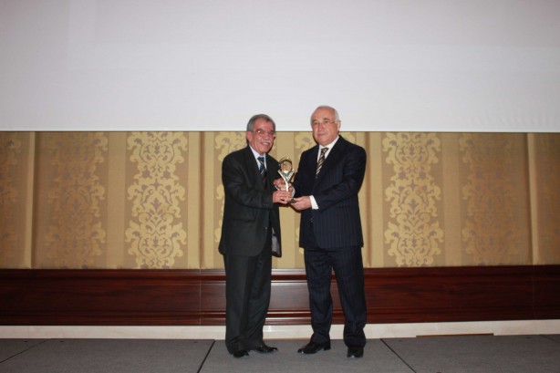 Foto - Fotoğraf ve hatıralarıyla Hasan Karakaya