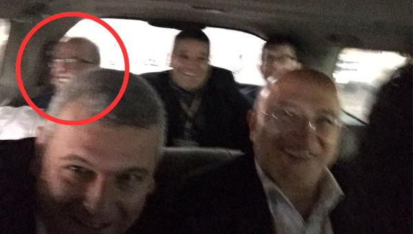 Foto - Fotoğraf ve hatıralarıyla Hasan Karakaya