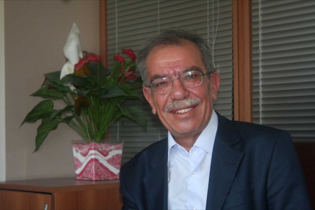 Foto - Fotoğraf ve hatıralarıyla Hasan Karakaya