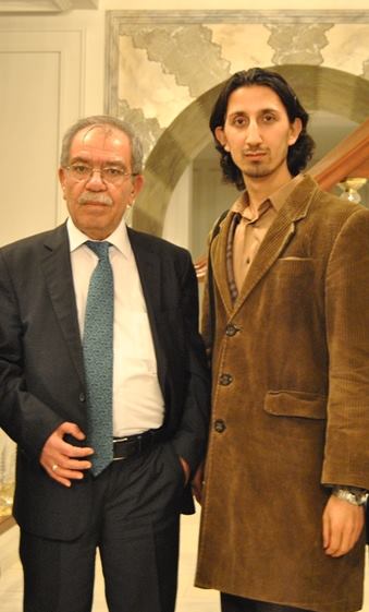 Foto - Fotoğraf ve hatıralarıyla Hasan Karakaya