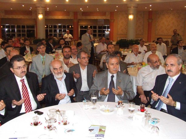 Foto - Fotoğraf ve hatıralarıyla Hasan Karakaya