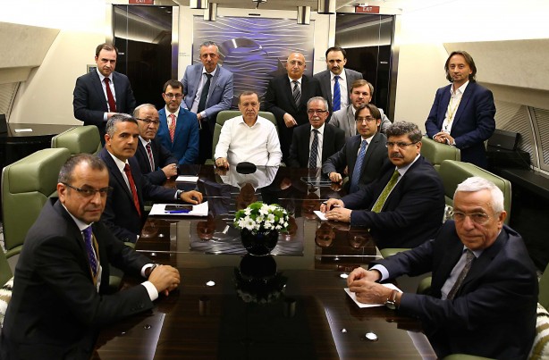 Foto - Fotoğraf ve hatıralarıyla Hasan Karakaya