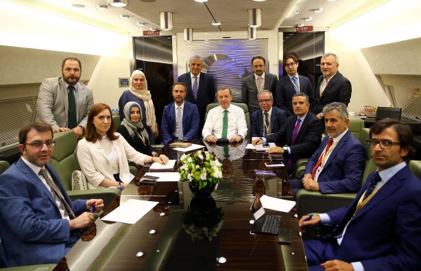 Foto - Fotoğraf ve hatıralarıyla Hasan Karakaya