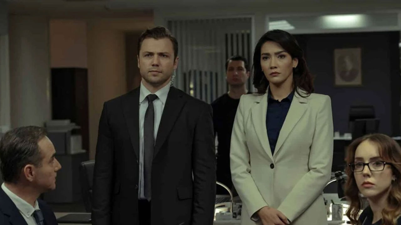 Foto - Fotoğrafı gören 'neler oluyor?' dedi! Teşkilat seyiricisi heyecandan yerinde duramadı