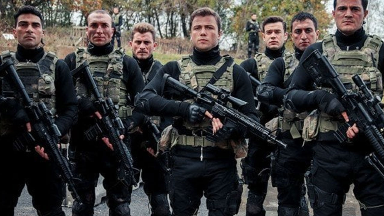 Foto - Fotoğrafı gören 'neler oluyor?' dedi! Teşkilat seyiricisi heyecandan yerinde duramadı