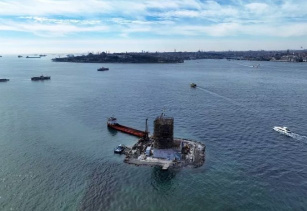 Fotoğraflar geldi! Kız Kulesi'nde kubbe ahşap imalatları tamamlandı... İşte son görüntü...