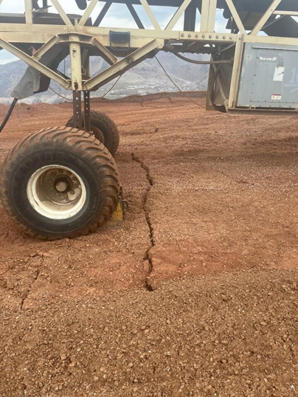 Foto - Fotoğraflar ortaya çıktı! Madende toprak kayması öncesi inanılmaz görüntü