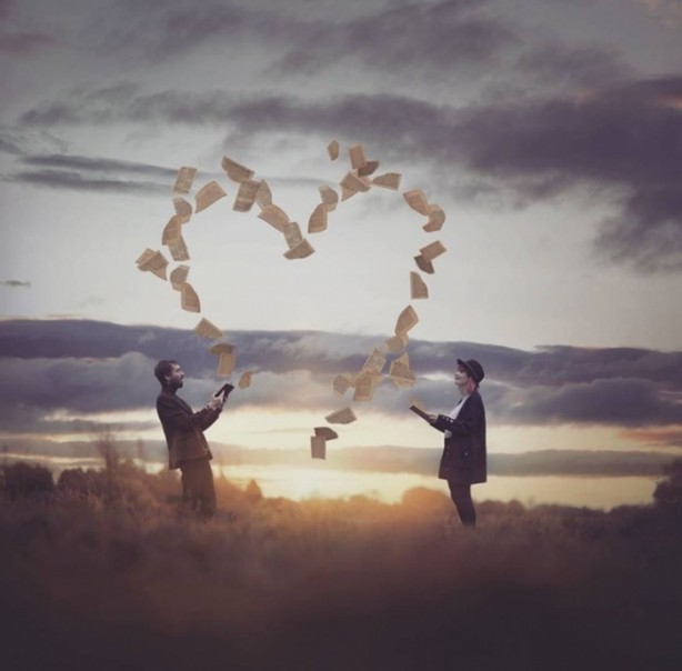 Foto - Fotoğraflara gerçeküstü bir boyut kazandırdı