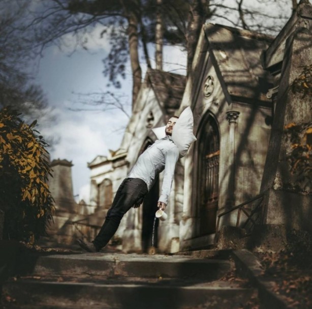 Foto - Fotoğraflara gerçeküstü bir boyut kazandırdı