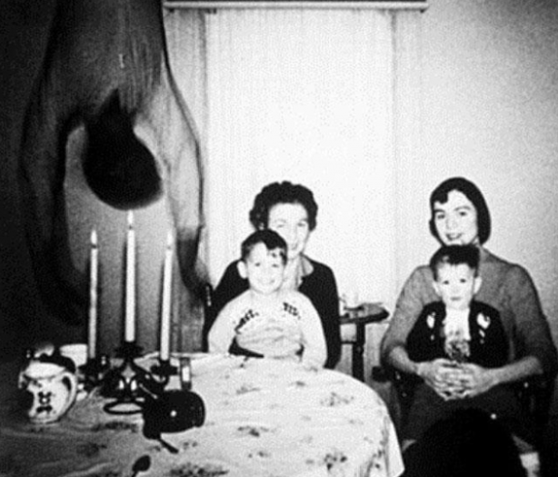 Foto - Fotoğraftaki detay kan dondurdu! Bilim dünyası açıklama yapamıyor