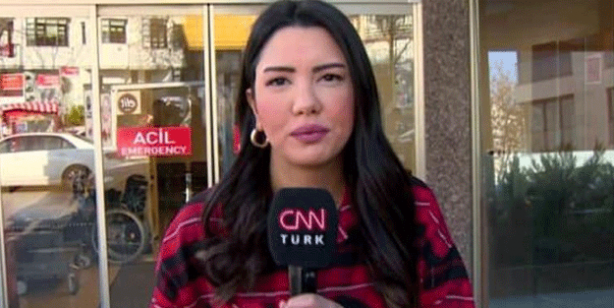 Foto - FOX TV'de cinsel içerikli film skandalı! Fulya Öztürk'ten Esra Ezmeci'ye olay sözler