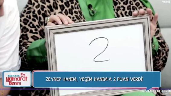 Foto - FOX TV’de Kadir Ezildi ile En Hamarat Benim'de çirkin olay! Annesi yaşındaki kadını…