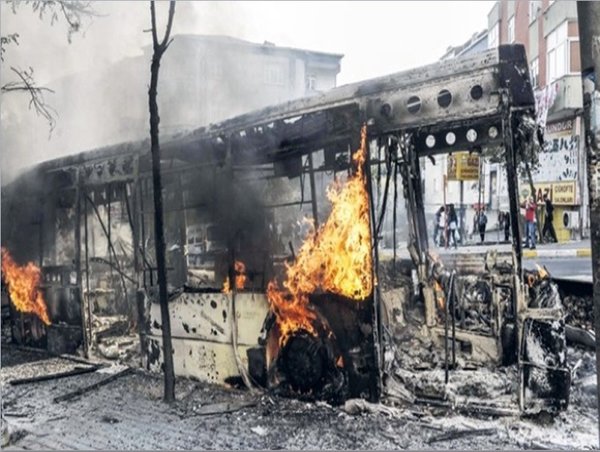 Foto - Fox TV'nin rezilliği şehit ailelerini isyan ettirdi! Kanaldan skandal yayın