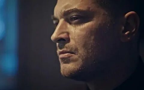 Foto - Fox'tu Now oldu! İlk darbeyi Çağatay Ulusoy'dan yedi