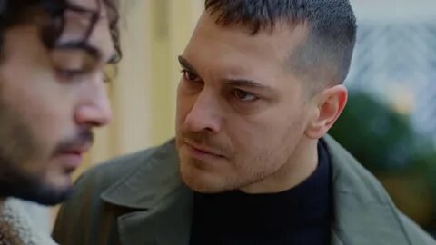 Foto - Fox'tu Now oldu! İlk darbeyi Çağatay Ulusoy'dan yedi