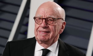 FOX'un patronu Rupert Murdoch 36 gazetesini kapatıyor