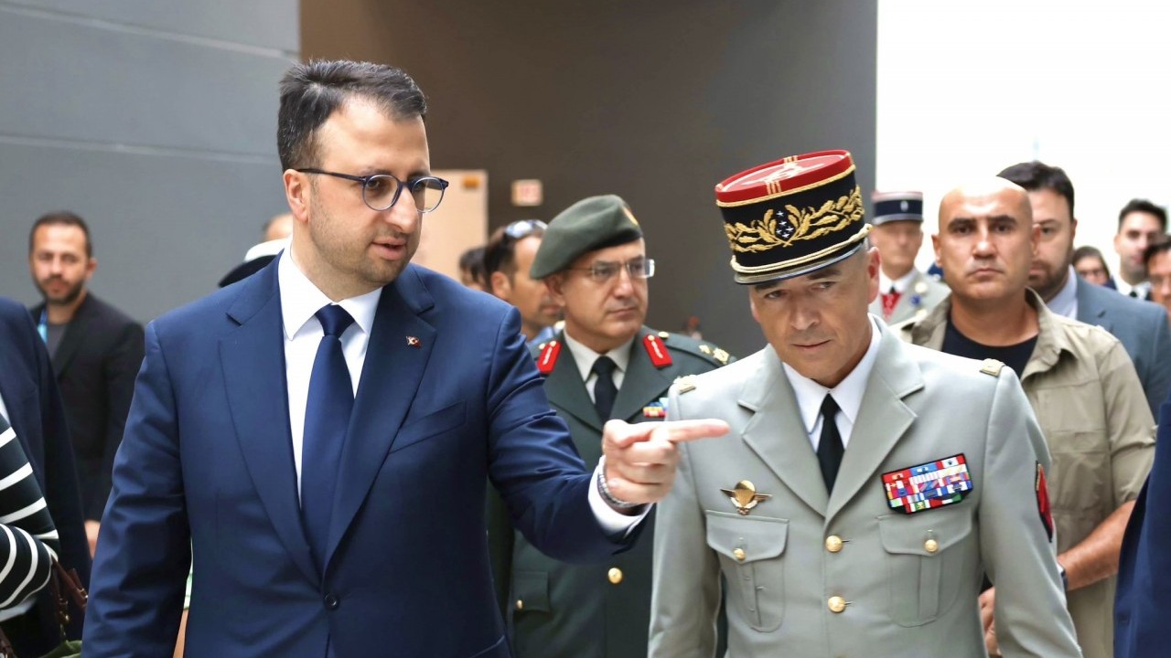 Foto - Fransa Genelkurmay Başkanı ASELSAN’daki çalışmaları yerinde inceledi