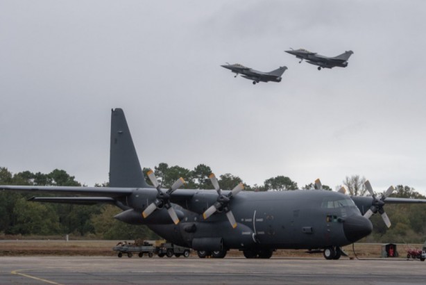 Foto - Fransa ile Yunanistan, hamlelerini hızlandırdı! Türkiye'ye karşı gözdağı vermeye çalıştılar