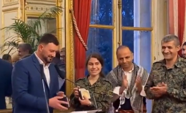 Foto - Fransa PKK kampına döndü!