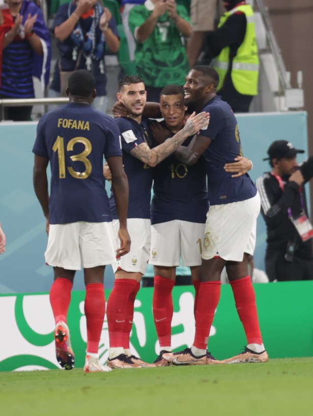 Foto - Fransa, Polonya'yı affetmedi