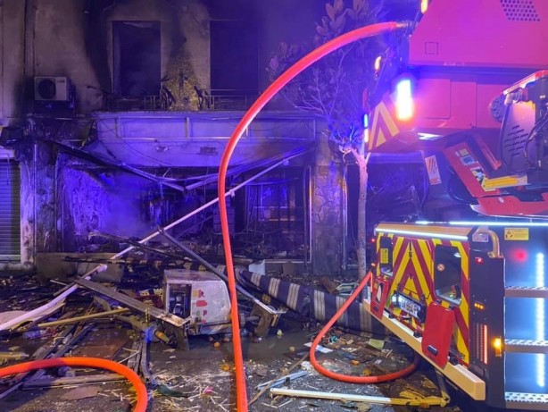 Foto - Fransa'da bir binada patlama! Ölüler var