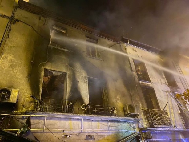 Foto - Fransa'da bir binada patlama! Ölüler var