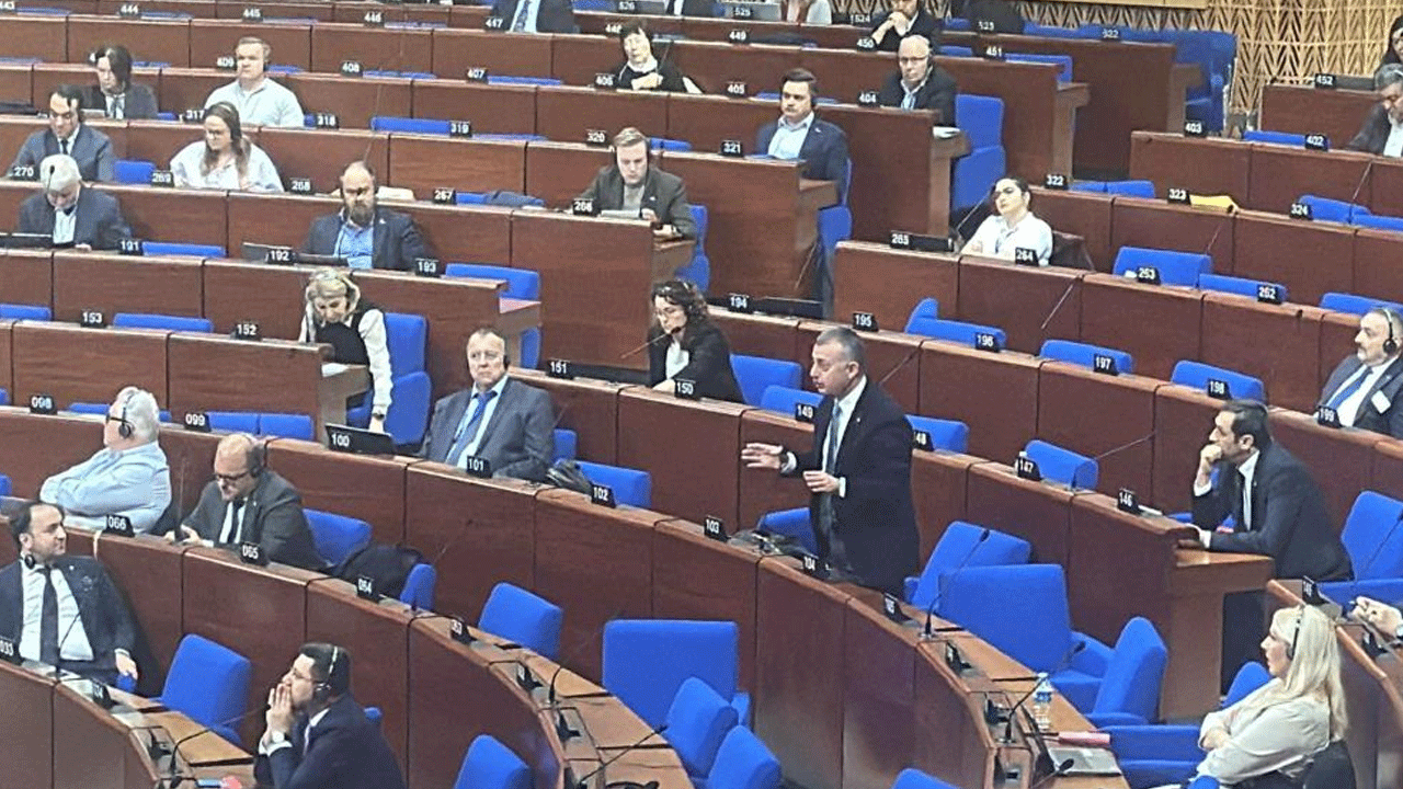 Foto - Fransa'da bulunan Kocaeli Büyükşehir Belediye Başkanı Tahir Büyükakın'dan dünyaya Ekrem İmamoğlu tepkisi