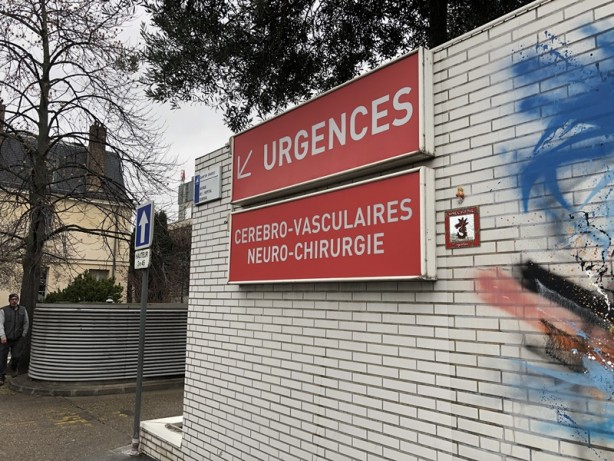 Foto - Fransa'da hastanelerde yoğunluk! Canlarından bezdiler