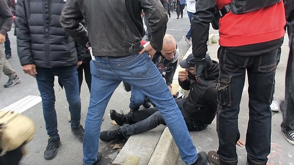 Foto - Fransa’da hayat pahalılığı protestosu! On binlerce kişi sokaklara döküldü