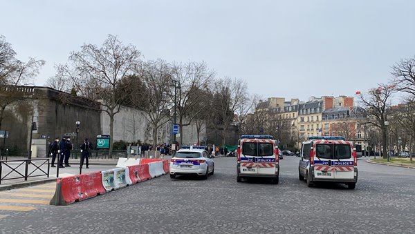 Foto - Fransa'da fişlenen Müslümanlar İslam düşmanlığına karşı meydanlara indi