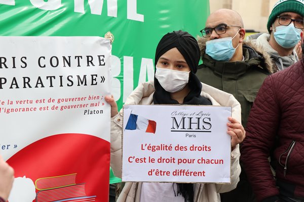 Foto - Fransa'da fişlenen Müslümanlar İslam düşmanlığına karşı meydanlara indi