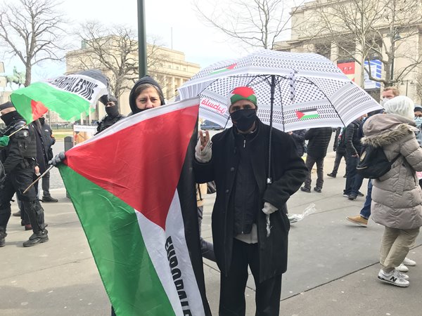 Foto - Fransa'da fişlenen Müslümanlar İslam düşmanlığına karşı meydanlara indi