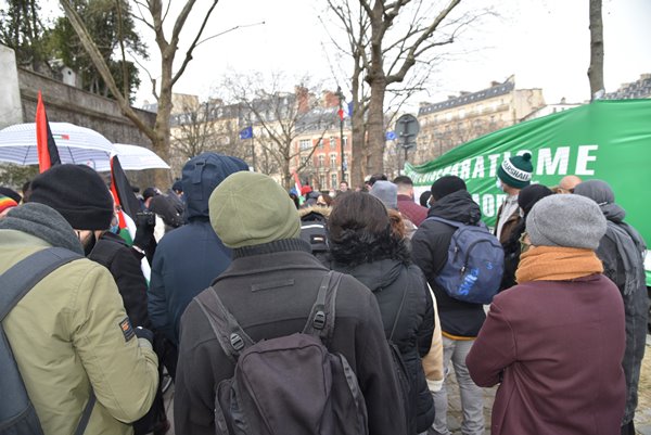 Foto - Fransa'da fişlenen Müslümanlar İslam düşmanlığına karşı meydanlara indi