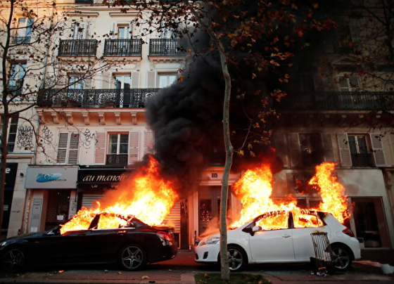 Foto - Fransa'da olaylar büyüyor! Başbakan kriz merkezinde Marsilya yanıyor
