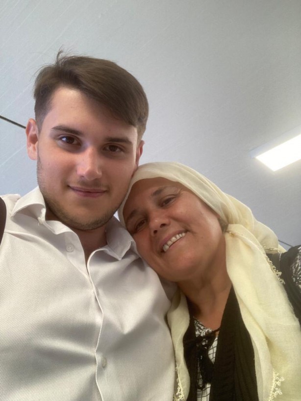 Foto - Fransa'da öldürülen Türk öğrencinin cenazesi Türkiye'ye gönderildi