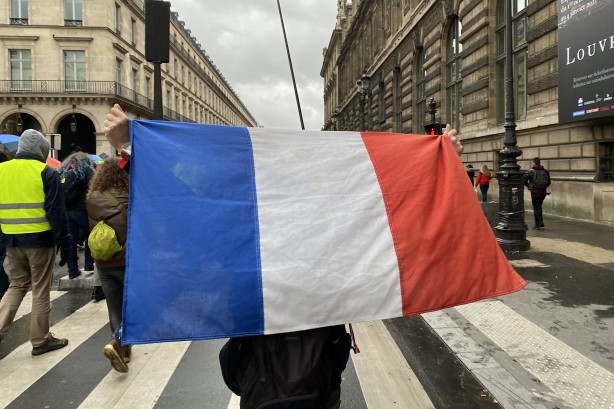 Foto - Fransa'da sarı yelekliler 'kırmızıya' dönüyor!