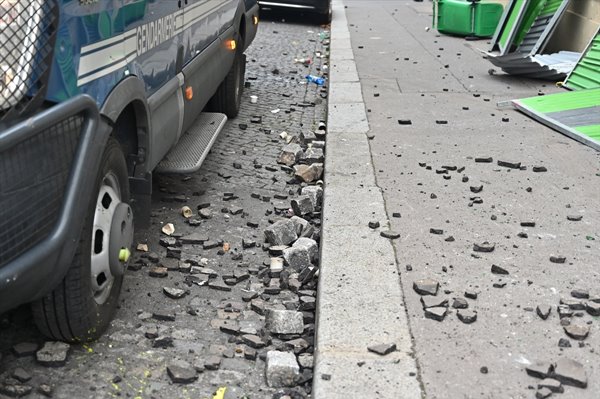 Foto - Fransa'da sokaklar savaş alanına döndü