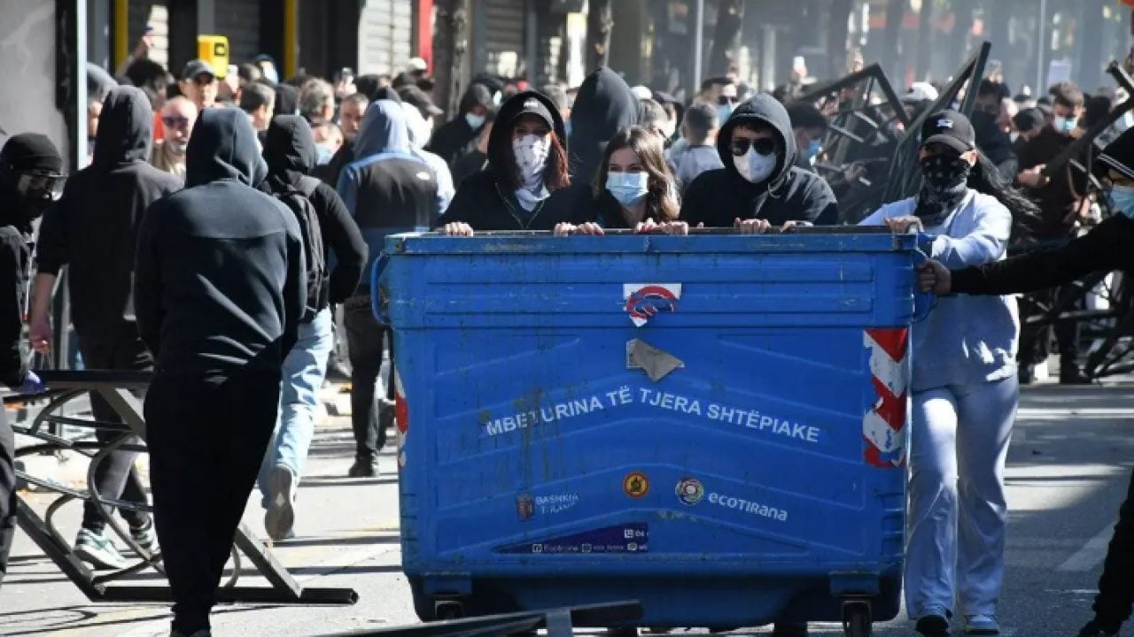 Foto - Fransa'daki eylemler Avrupa'ya yayılıyor: Son durağı balkan ülkesi oldu!