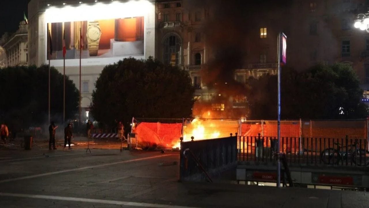 Foto - Fransa'daki eylemler İtalya'ya sıçradı: İsyan Avrupa’yı yakıyor