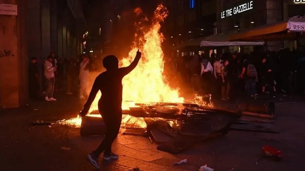 Foto - Fransa'daki eylemler İtalya'ya sıçradı: İsyan Avrupa’yı yakıyor