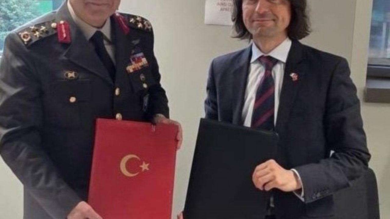 Foto - Fransa'ya olay tepki: Türkiye'ye Eurofighter satılmasına müsaade ederek bize ihanet ettiniz