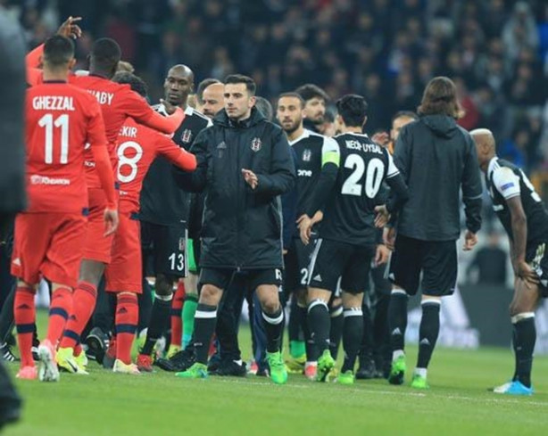 Foto - Fransa'yı utandıran atmosfer!