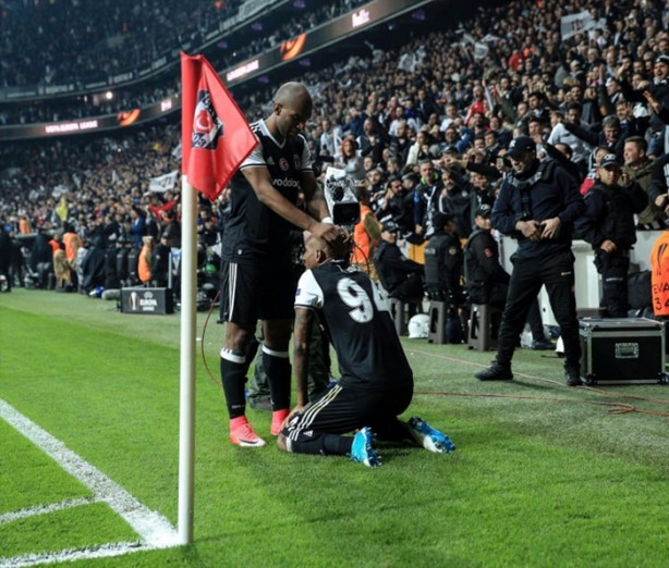 Foto - Fransa'yı utandıran atmosfer!