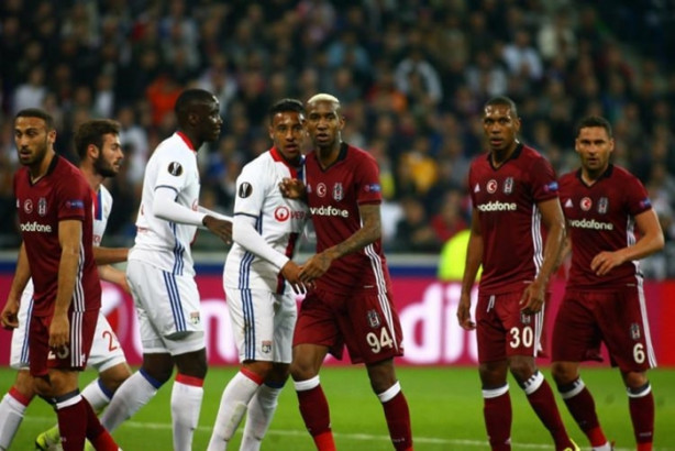 Foto - Fransız basını: Tek suçlu Türkler değil