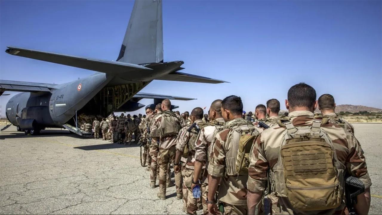 Foto - Fransız basınından şok analiz: ‘Fransa zayıflıyor, Türkiye yükseliyor!’