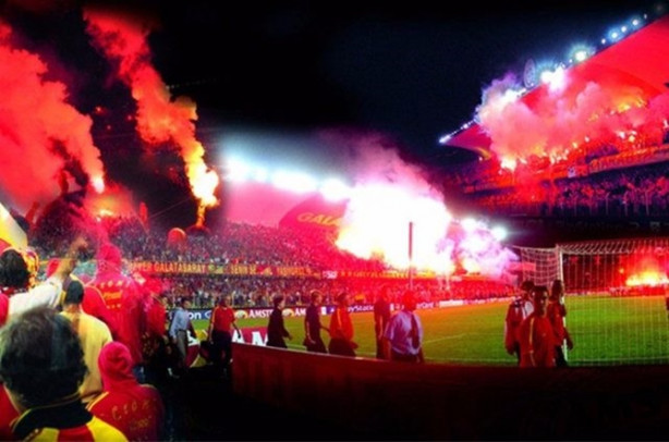 Foto - Fransız hakem Galatasaray maçını unutamıyor