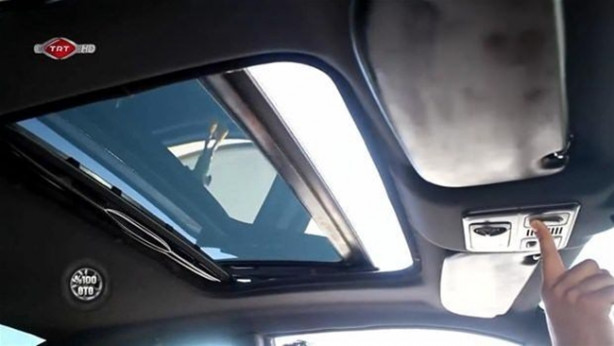 Foto - Fransız otomobilini İtalyan'a çevirdiler!