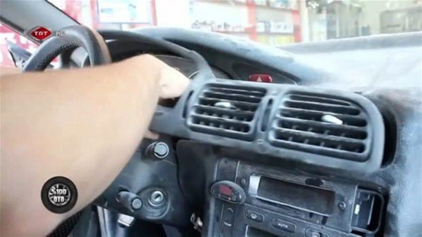 Foto - Fransız otomobilini İtalyan'a çevirdiler!