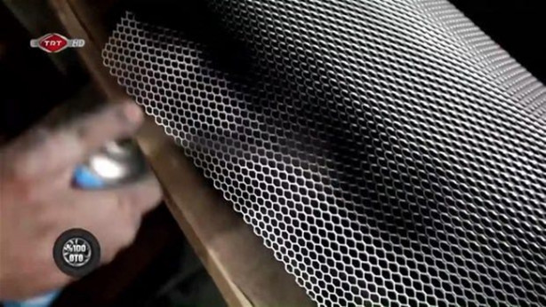 Foto - Fransız otomobilini İtalyan'a çevirdiler!